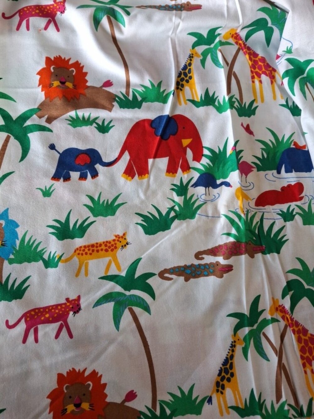 Vintage Fun Zone by Hoffman California Fabric Colorful Zoo Animals 60" L